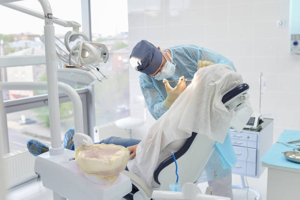 Best Holiday Emergency Dentist in Hainesvle, IL